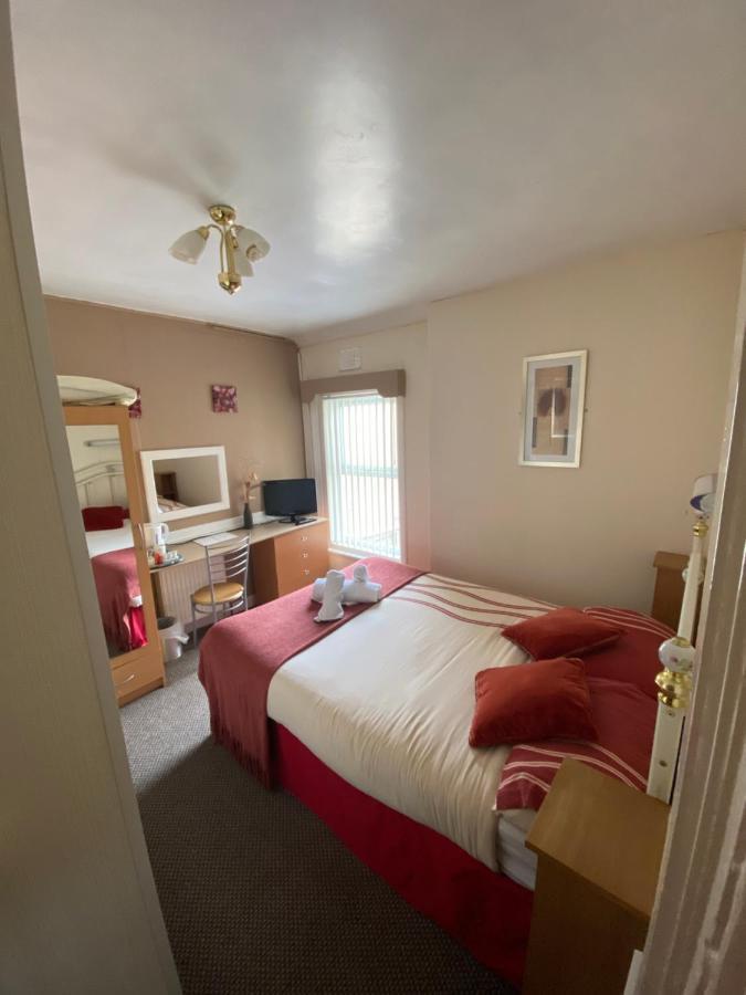 White Moon Bed & Breakfast
