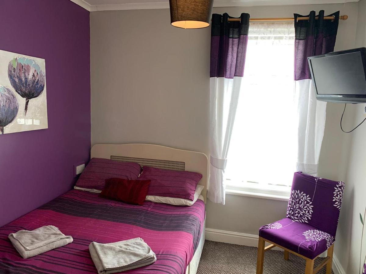 Del Savannah Bed & Breakfast Blackpool