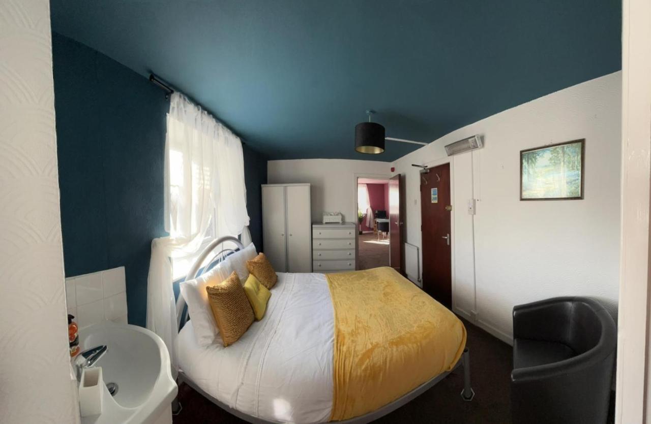 Galaxy Flats Apartment *