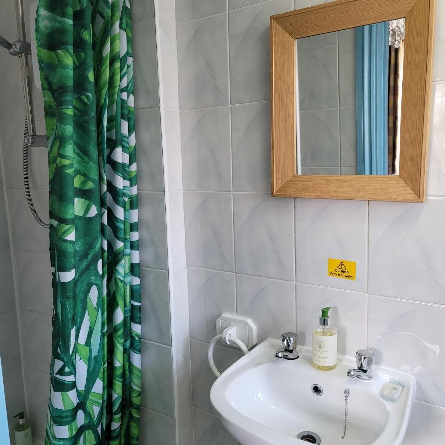 Bed & Breakfast Golden Sands Blackpool