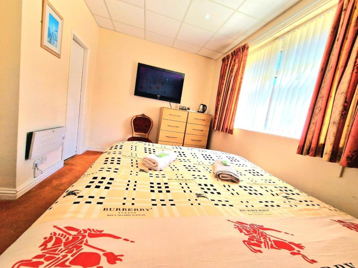 The Albany Guest house 3*