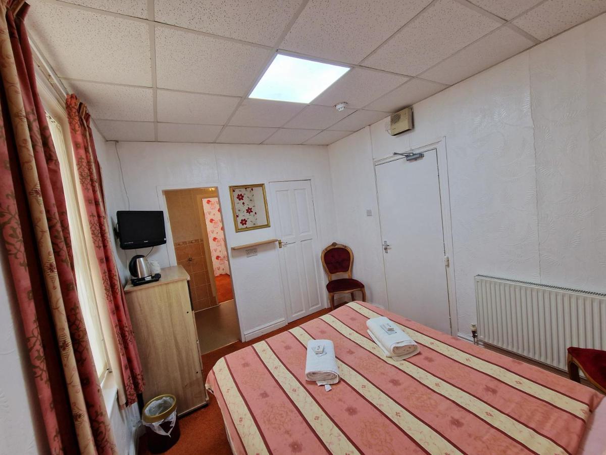The Albany Guest house Blackpool