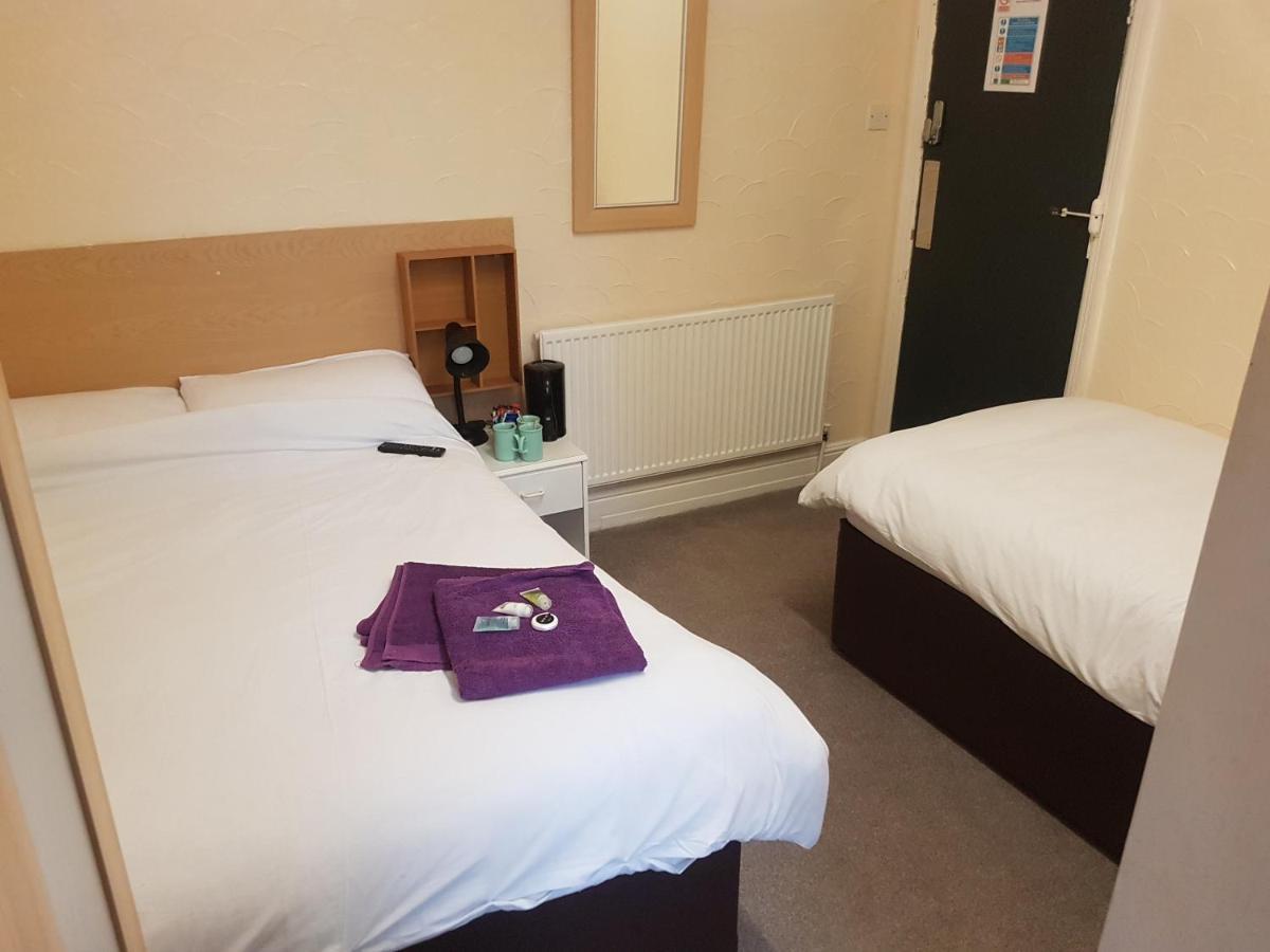 Leecliff Guest house *