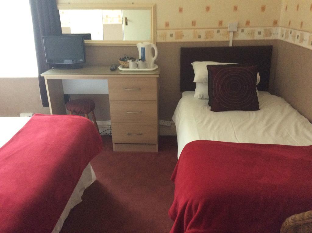 The Aberford 3*