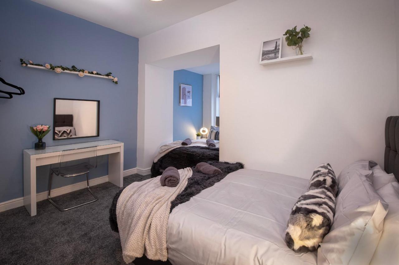 Bank Street 1 Apartment