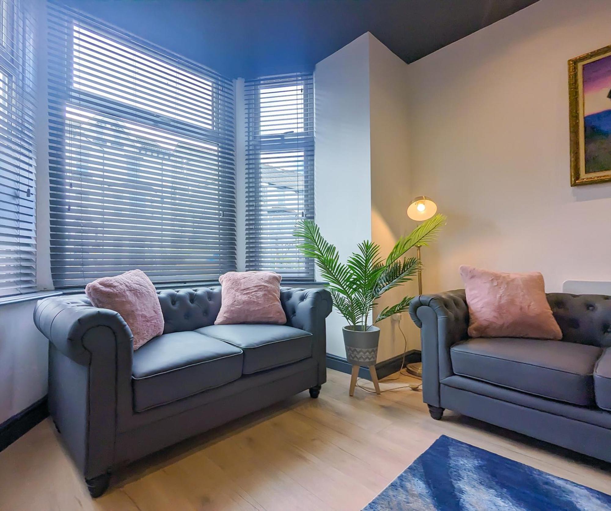 Apartment No 10