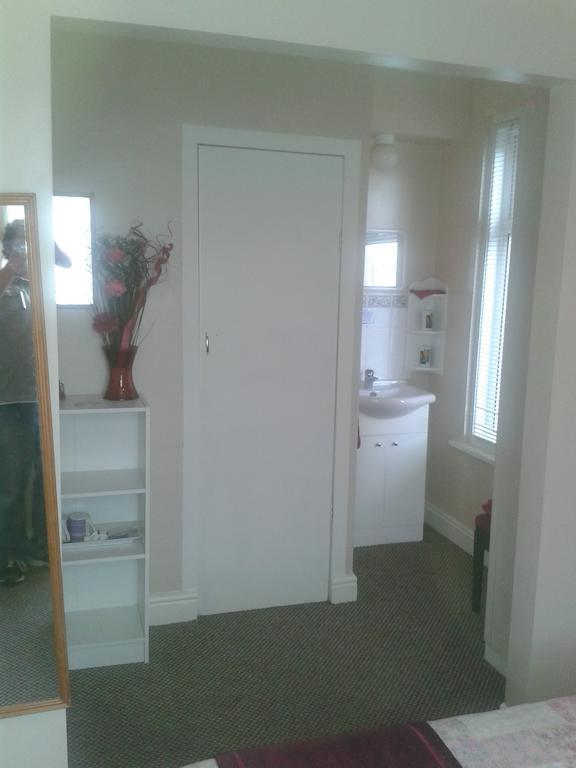 Del Savannah Bed & Breakfast Blackpool