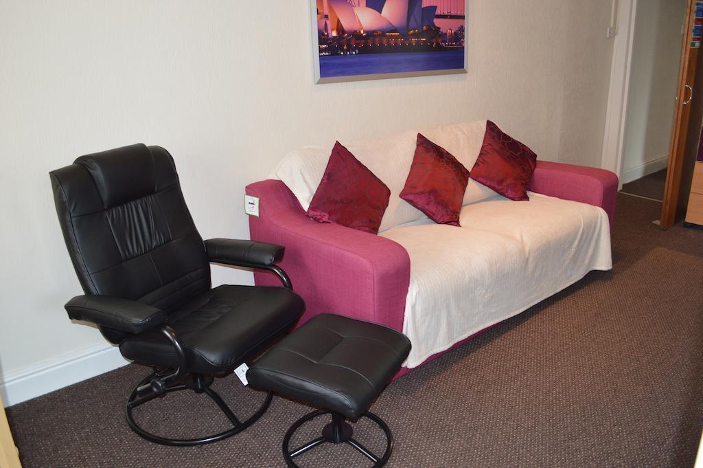 Ayrton House Apartment