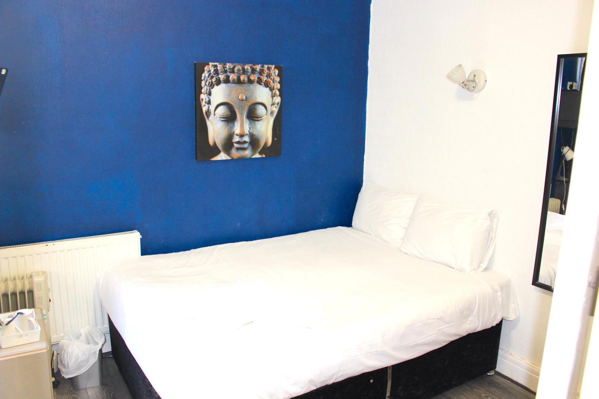 Henson Pleasure Guest house 3*