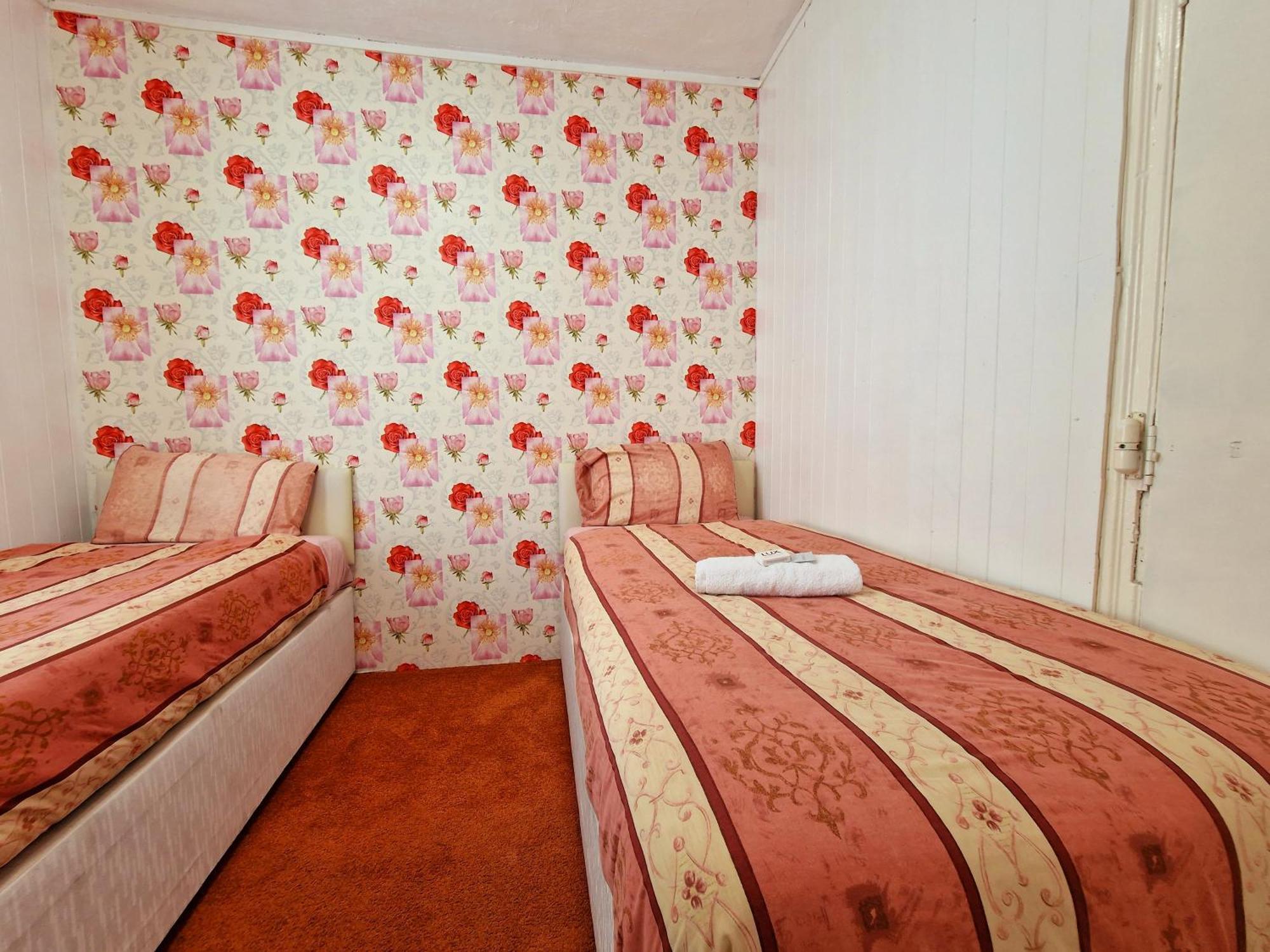 The Albany 3* Blackpool