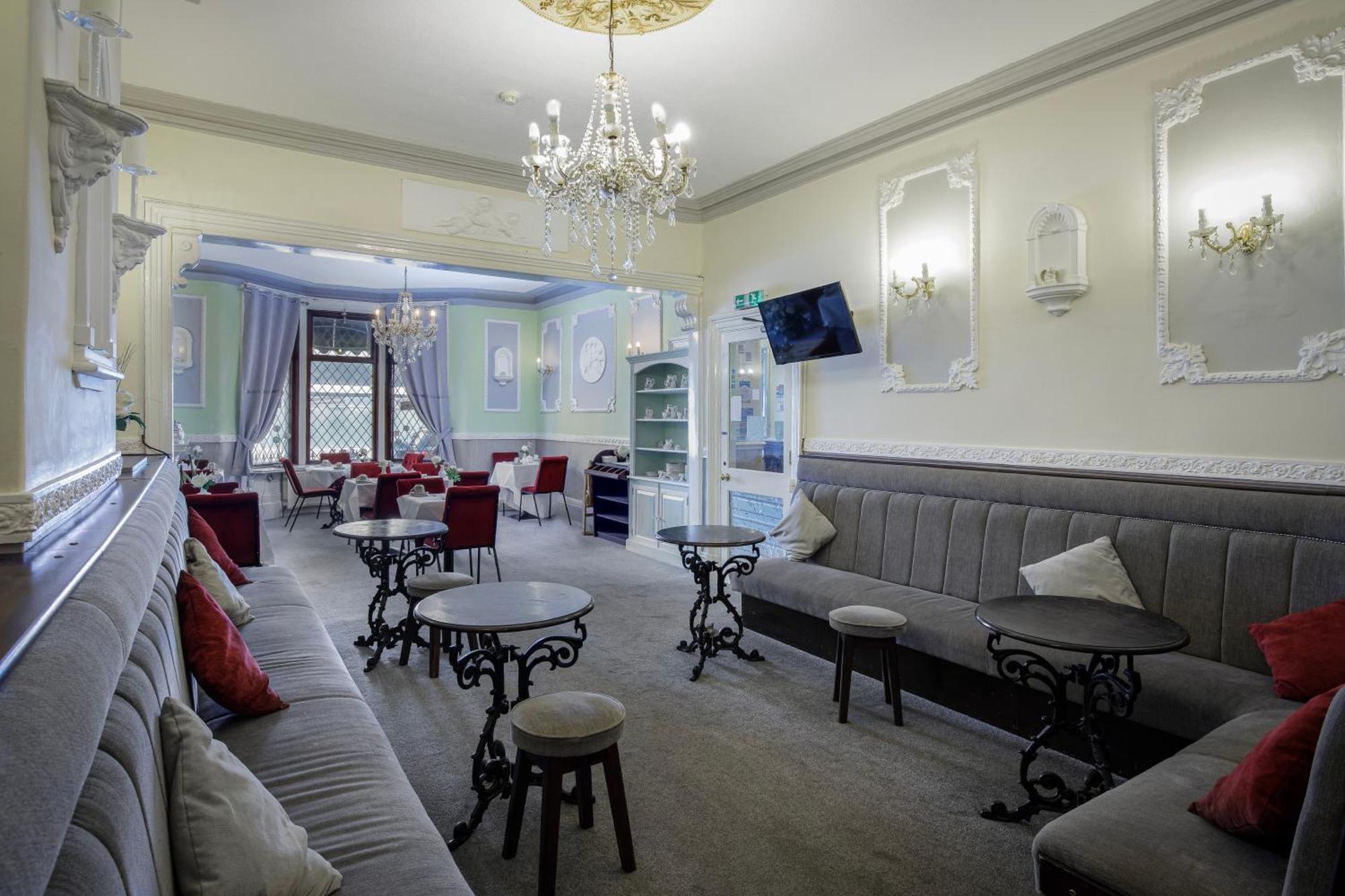 Oyo Sonora Park Hotel Blackpool