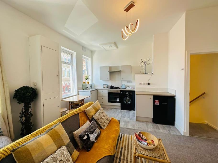 Apartment 2 Bedroom With Seaside Views Blackpool
