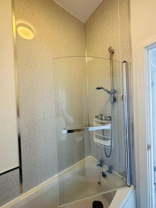 Apartment 2 Bedroom With Seaside Views Blackpool