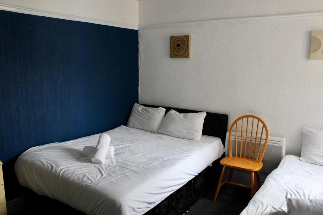 Henson Pleasure Guest house Blackpool