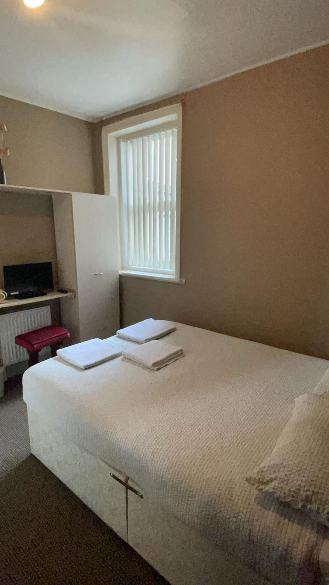 Bed & Breakfast White Moon *
