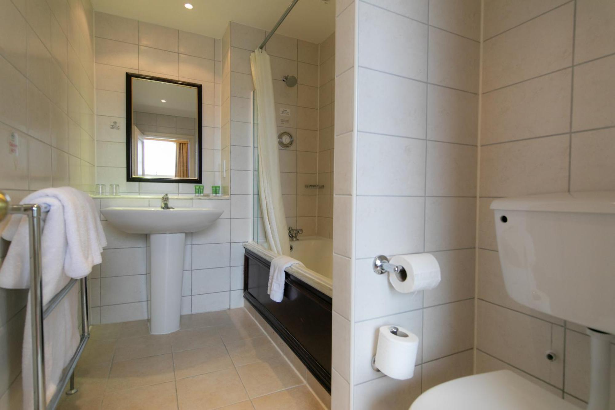 Imperial Hotel 4*
