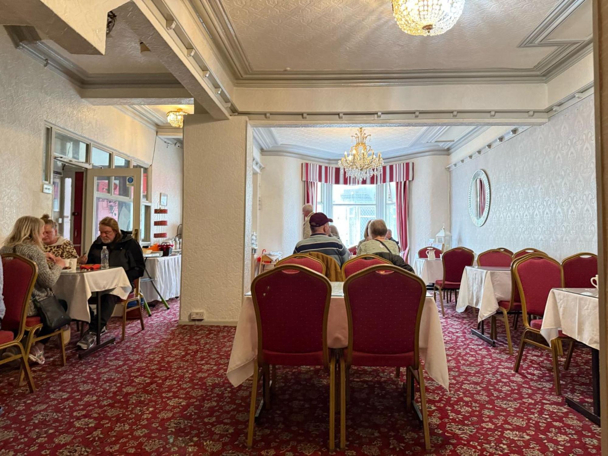 The Aberford Guest house Blackpool