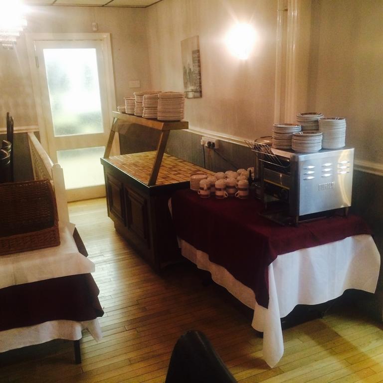 The Albany Guest house 3*