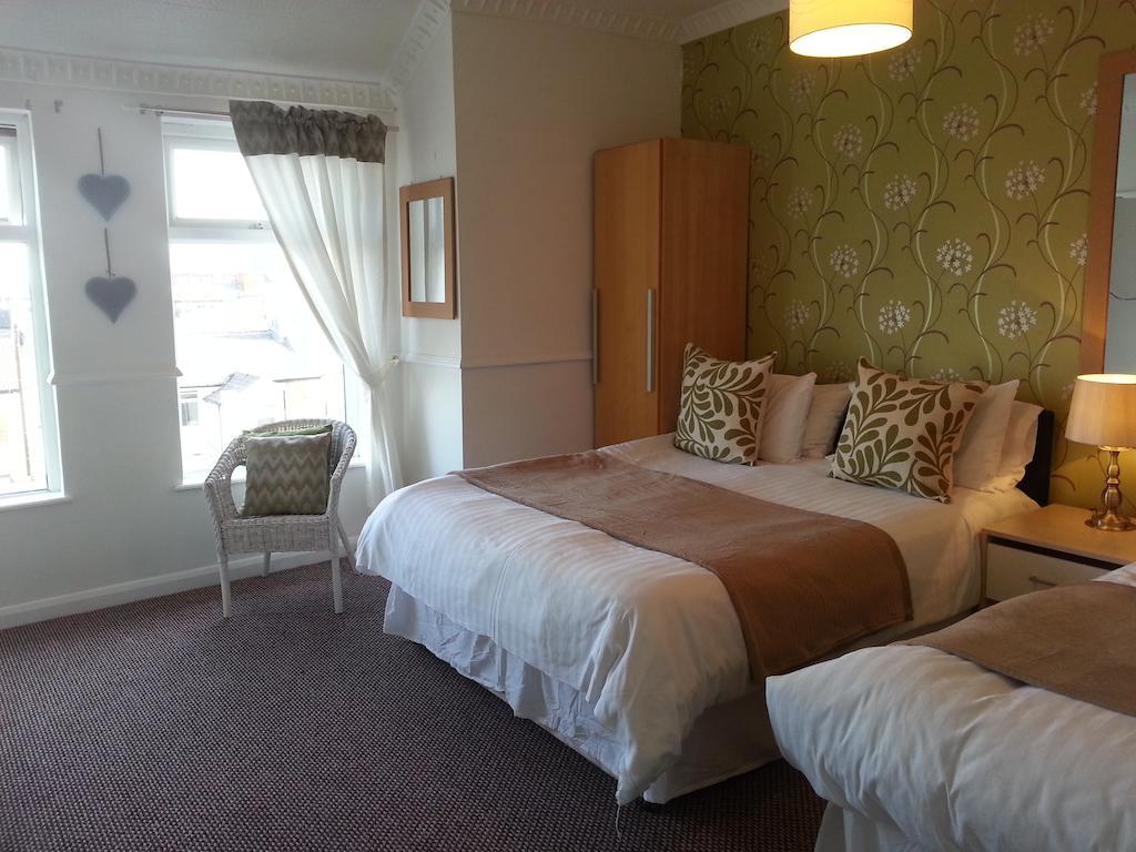 Guest house The Holmlea