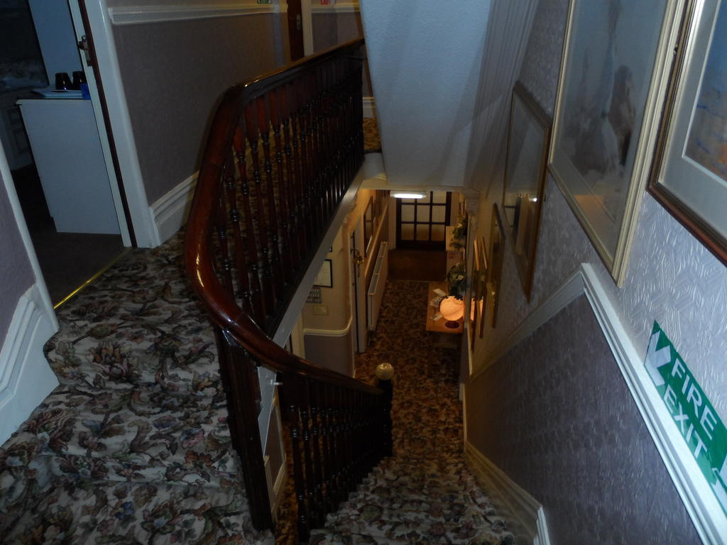Guest house Fairhaven - 46 Palatine Road 4*