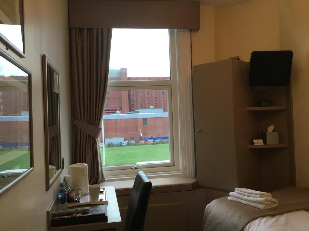 The Windsor Carlton 4*