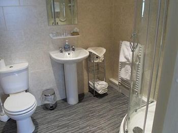 Ash - 3* Blackpool