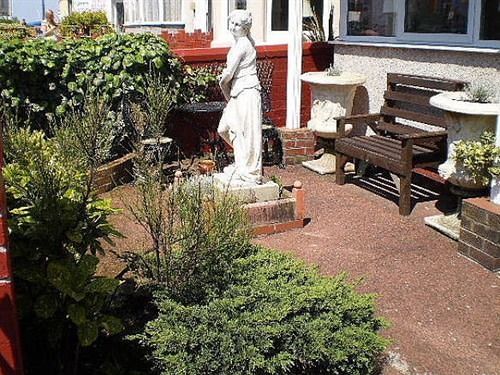 Lee & Chris's Belvedere - Adults Only 3*