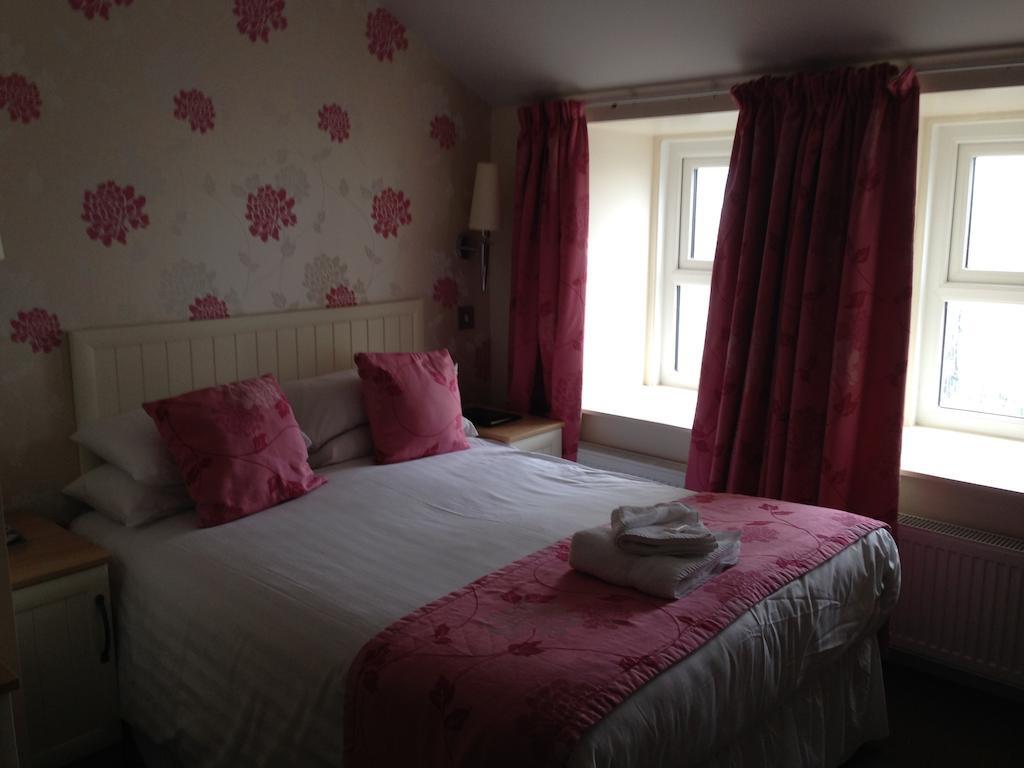Elgin 3* Blackpool