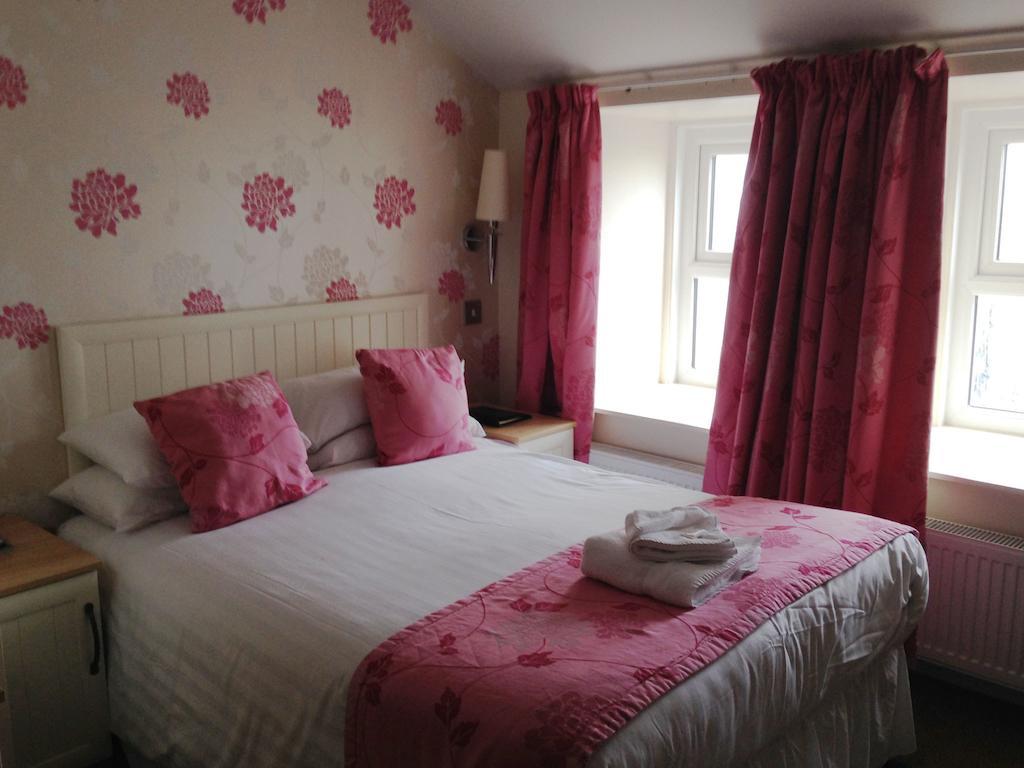 Elgin Hotel 3*
