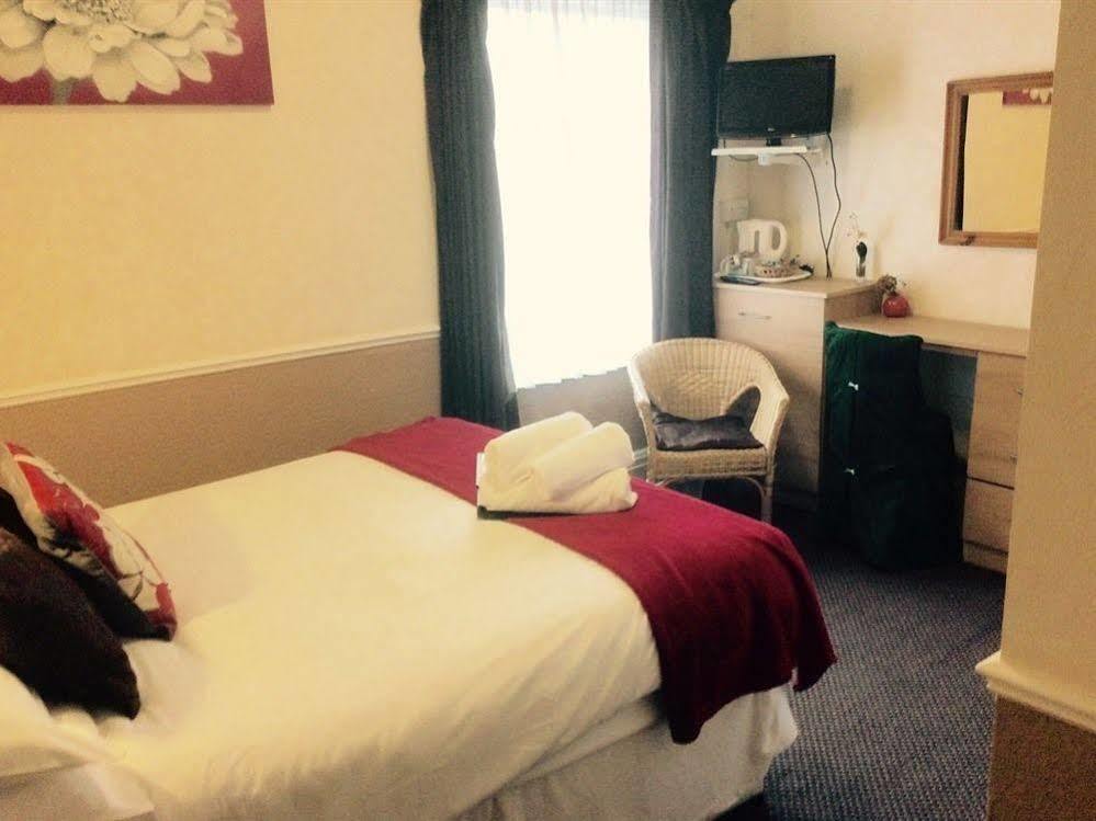 The Aberford Guest house Blackpool