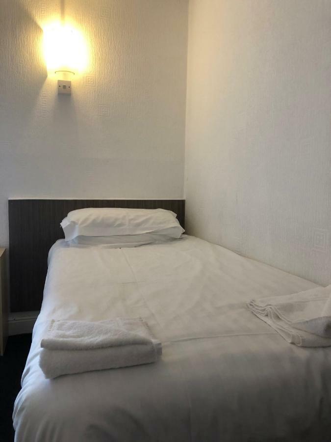 Hotel The
