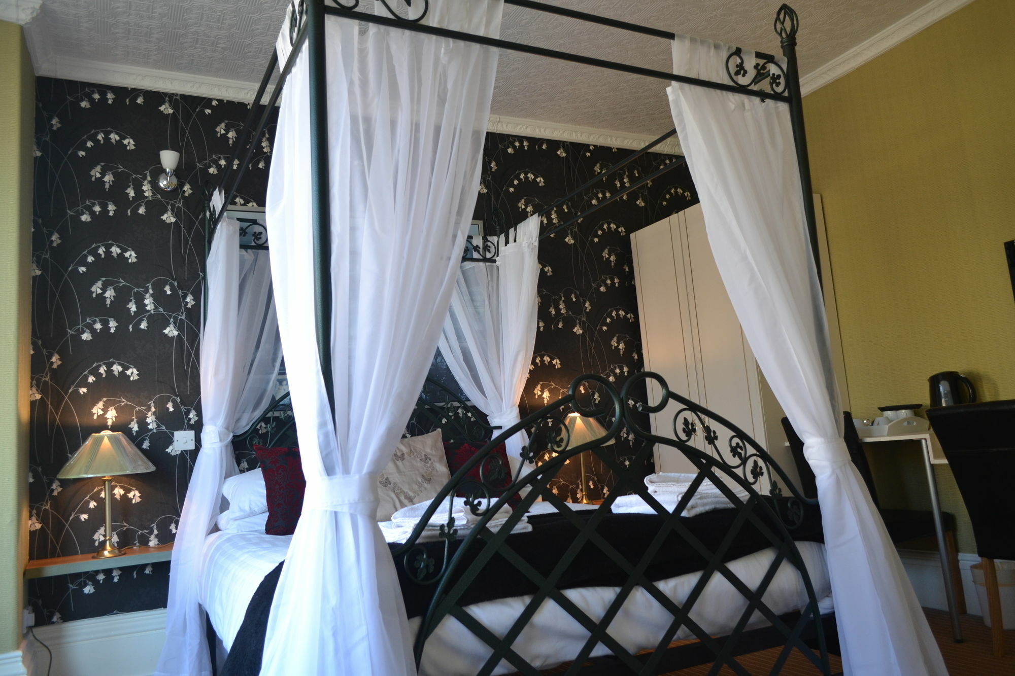 Guest house The Holmlea 3*