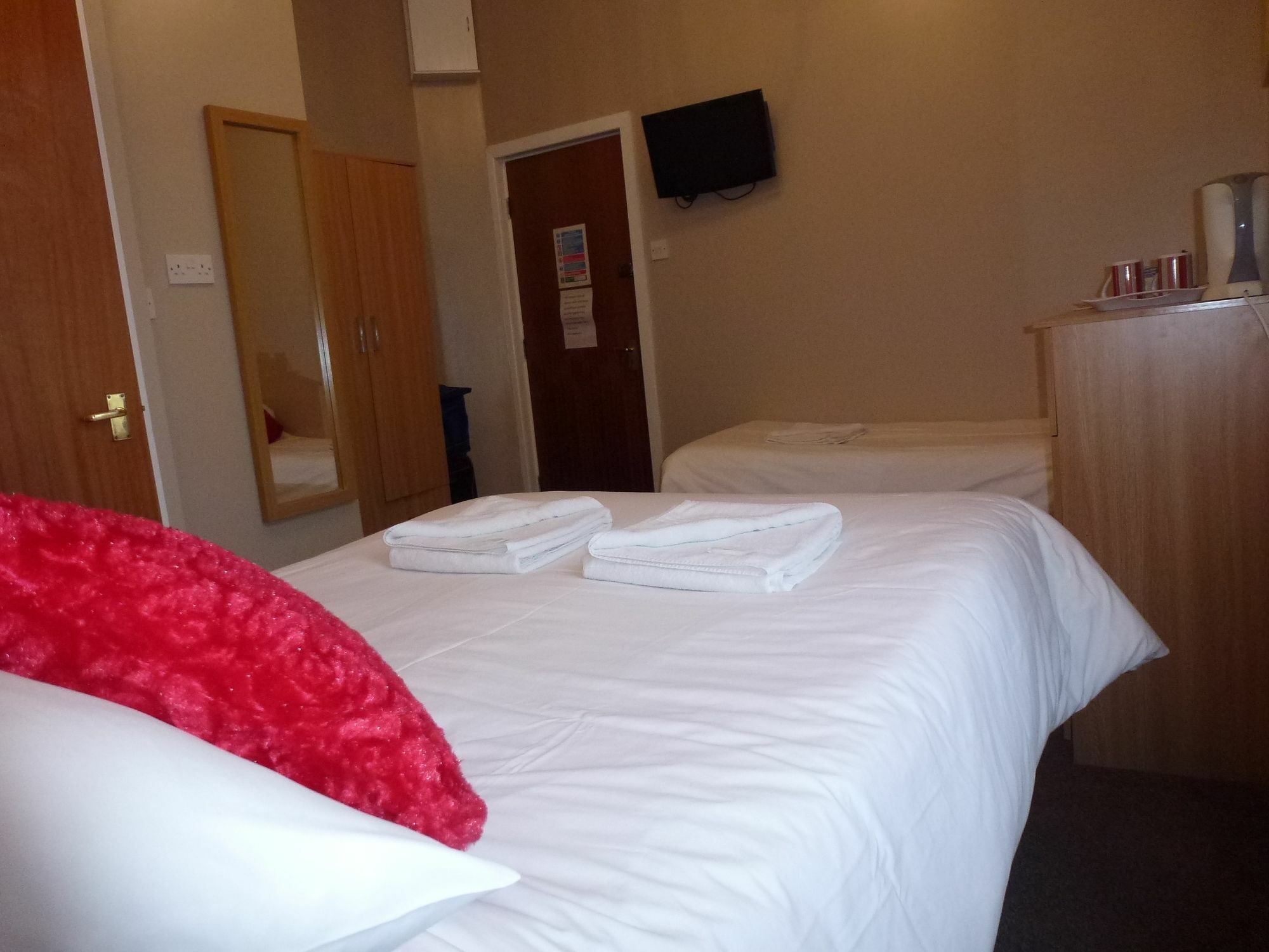 Lindum Guest house 2*