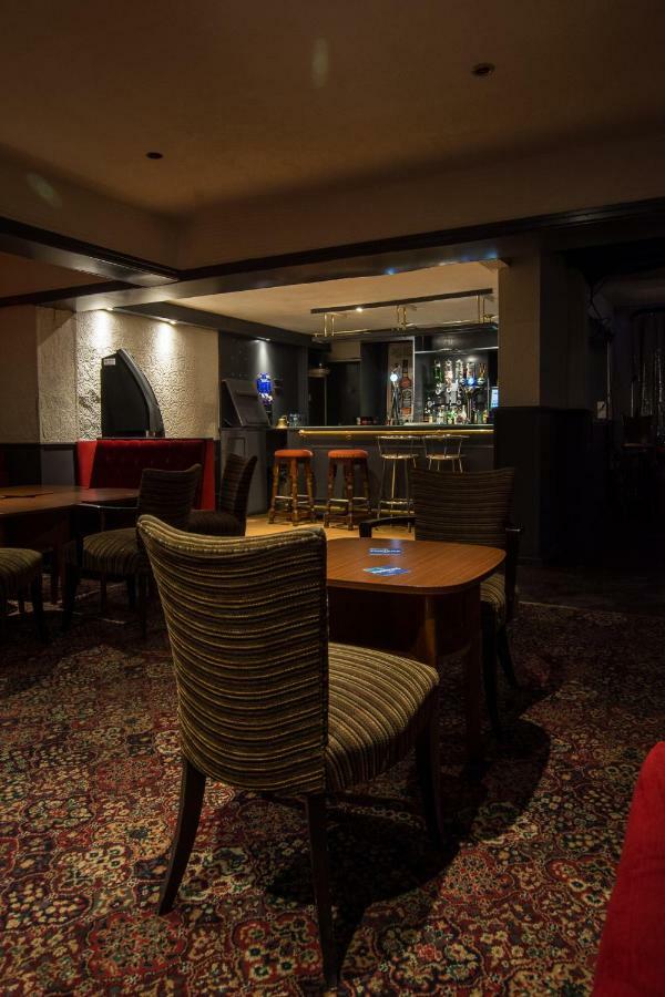Hotel The 3*