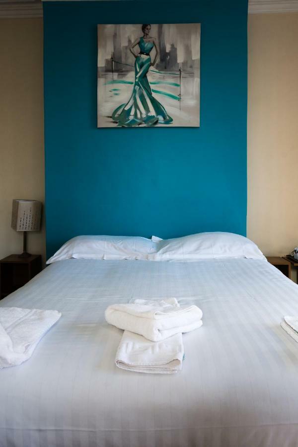 Hotel The