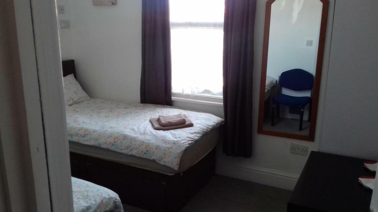 Shaftesbury 3* Blackpool